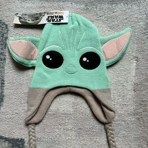 NWT Star Wars toddler boys Baby Yoda winter hat